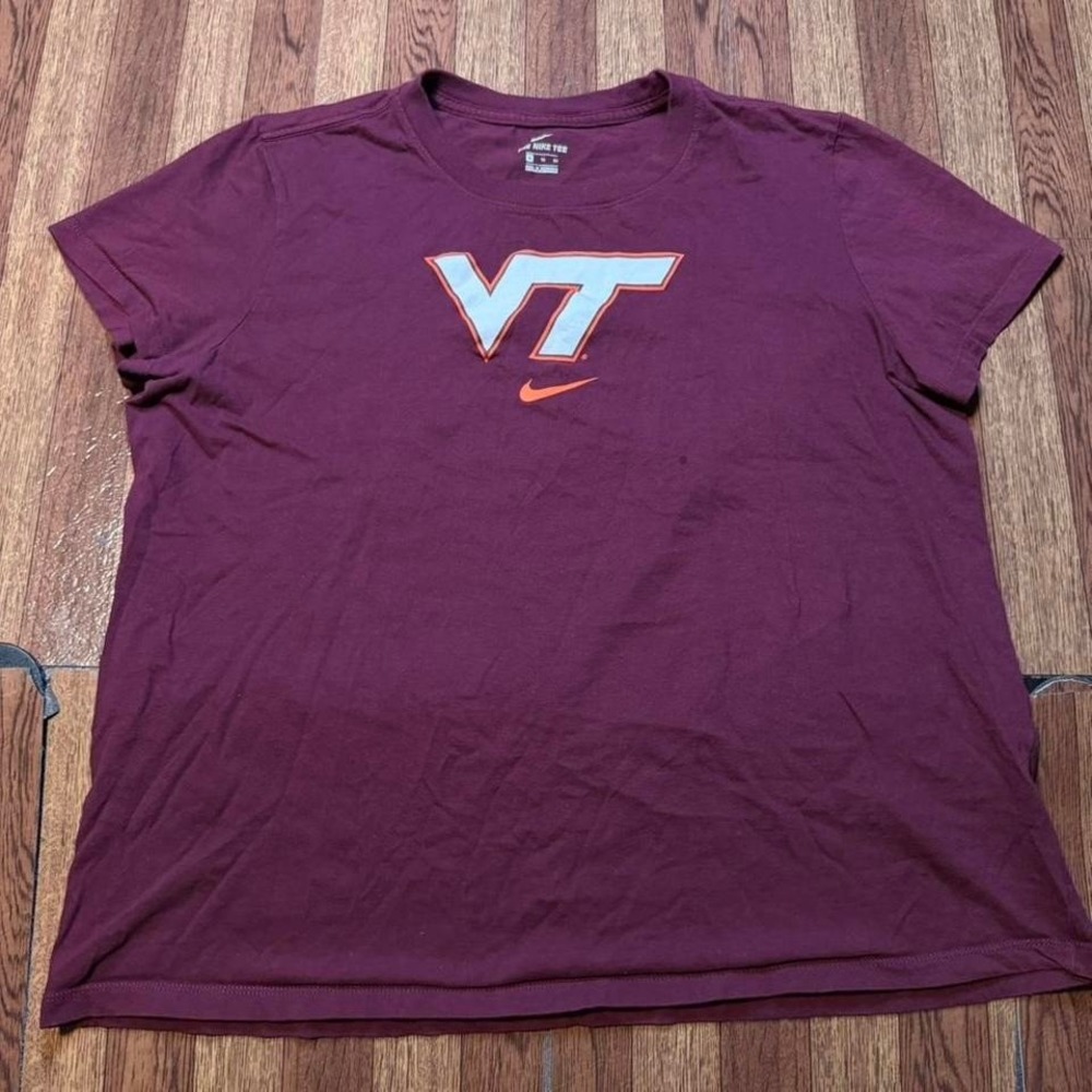 Nike Red Burgundy Women's Virginia Tech Sportswear Shirt Fits Medium